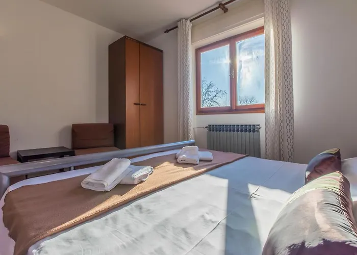 Apartman Roni