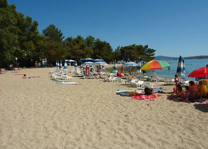 Apartament Roni *